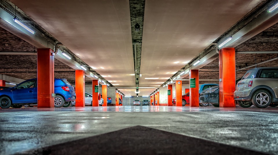 multi-storey car park at Heathrow Airport